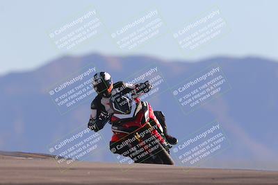 media/Nov-06-2023-Moto Forza (Mon) [[ce023d0744]]/3-Intermediate Group/Session 5 (Turn 9)/